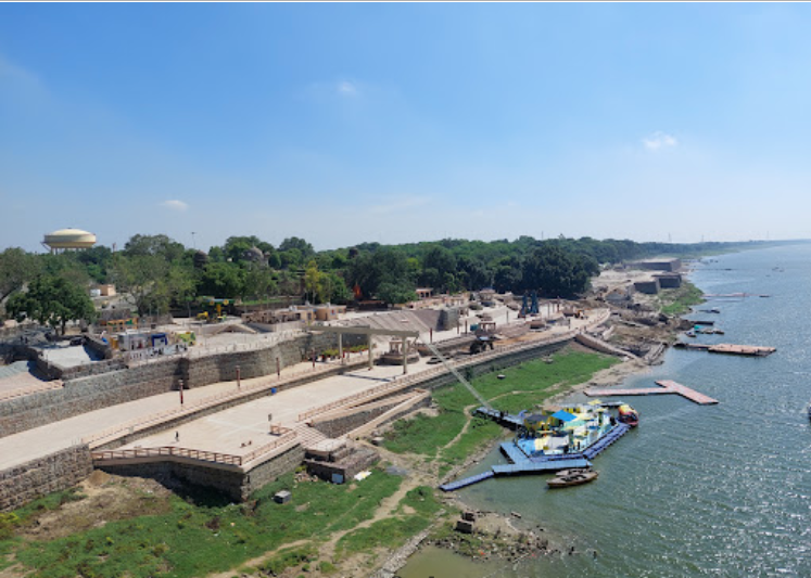 Khidkiya Ghat